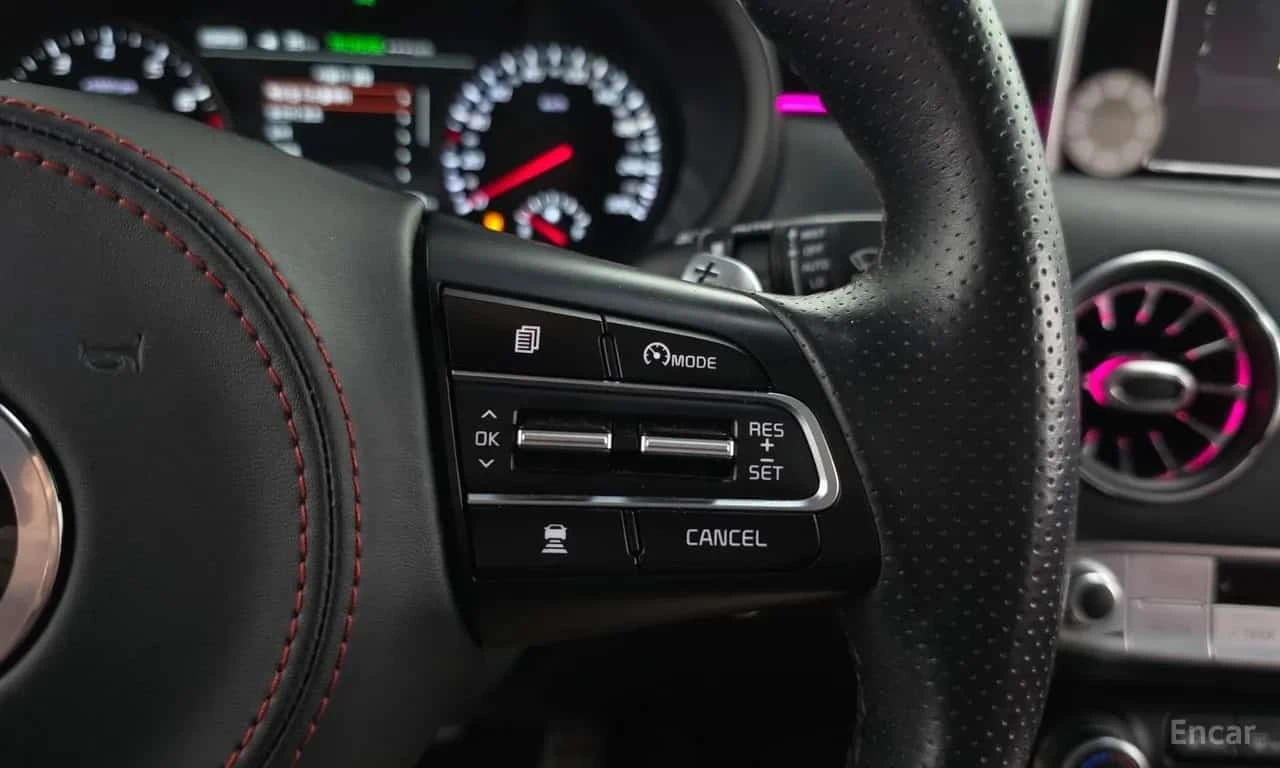 Kia Stinger * 3.3 Turbo 2WD * ���� �� �� | Mobile.bg � ����������� 11