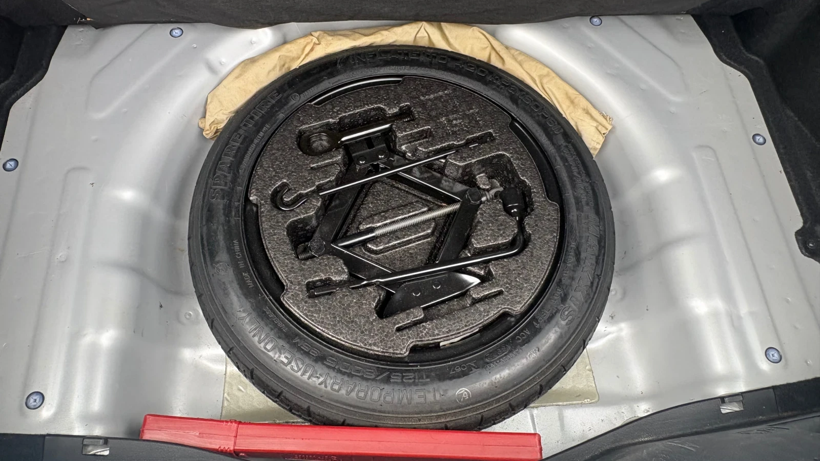 Hyundai I30 1.6  CRDI , снимка 12 - Автомобили и джипове - 56729206