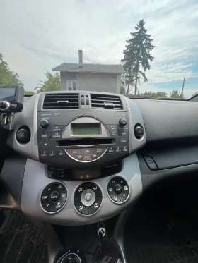 Toyota Rav4 2.2 D-4D, снимка 8