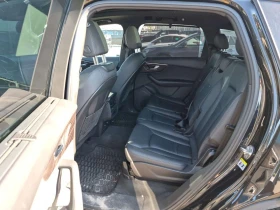 Audi Q7 * CARFAX * ПАНО * 2 КЛЮЧА * ОТ ПРЕДСТАВИТЕЛСТВО * , снимка 12