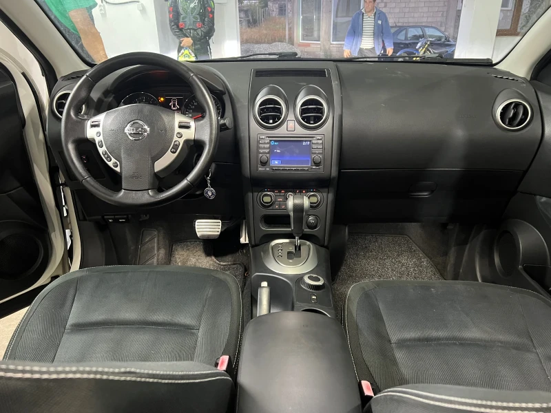 Nissan Qashqai 2.0 I LPG, снимка 15 - Автомобили и джипове - 47546438