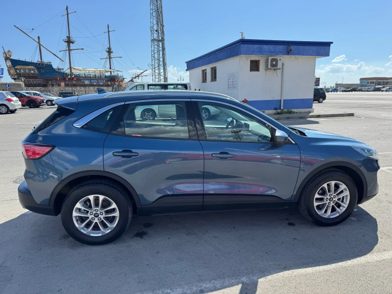 Ford Kuga 1.5 EcoBoost Titanium, снимка 5 - Автомобили и джипове - 52745470