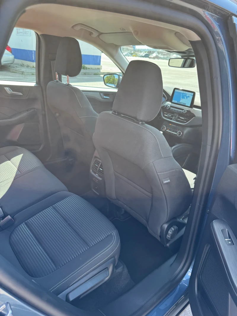 Ford Kuga 1.5 EcoBoost Titanium, снимка 10 - Автомобили и джипове - 52745470