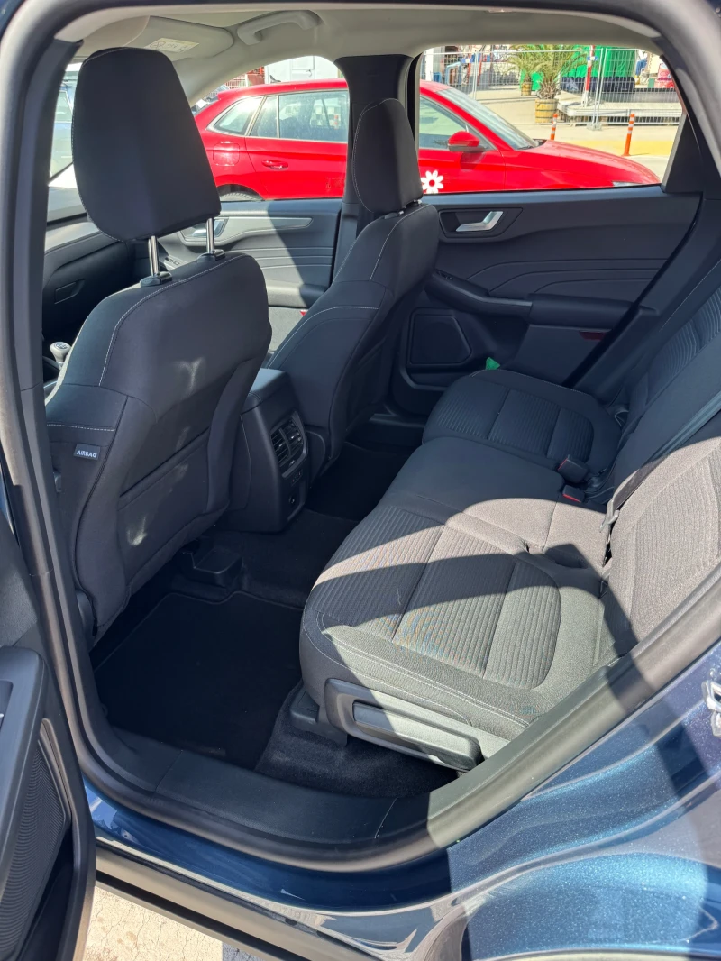 Ford Kuga 1.5 EcoBoost Titanium, снимка 9 - Автомобили и джипове - 52745470