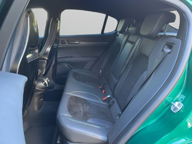 Alfa Romeo Stelvio QV 2.9 V6 Bi-Turbo Petrol 520 hp AT8 Q4, снимка 13 - Автомобили и джипове - 52413303