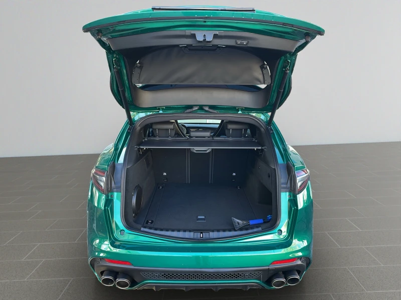 Alfa Romeo Stelvio QV 2.9 V6 Bi-Turbo Petrol 520 hp AT8 Q4, снимка 14 - Автомобили и джипове - 52413303