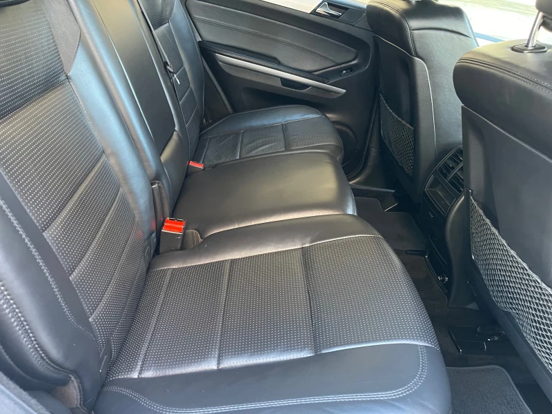 Mercedes-Benz ML 63 AMG #510KC#FACELIFT#УНИКАТ!, снимка 8 - Автомобили и джипове - 52462503