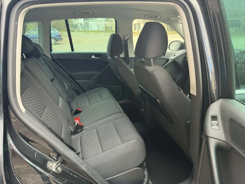 VW Tiguan, снимка 9 - Автомобили и джипове - 52753034