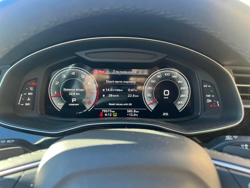 Audi Q7 2021 Komfort * CARFAX * БЕЗ ПЪРВОНАЧАЛНА ВНОСКА, снимка 8 - Автомобили и джипове - 52968826