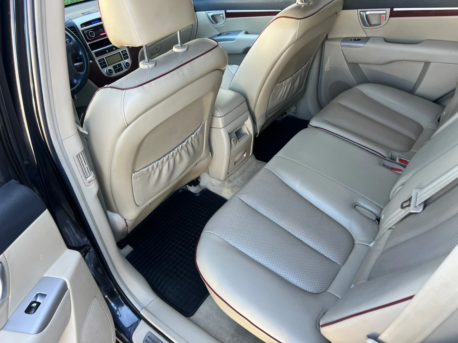 Hyundai Santa fe 2.2 CRDI 4x4 - изображение 8