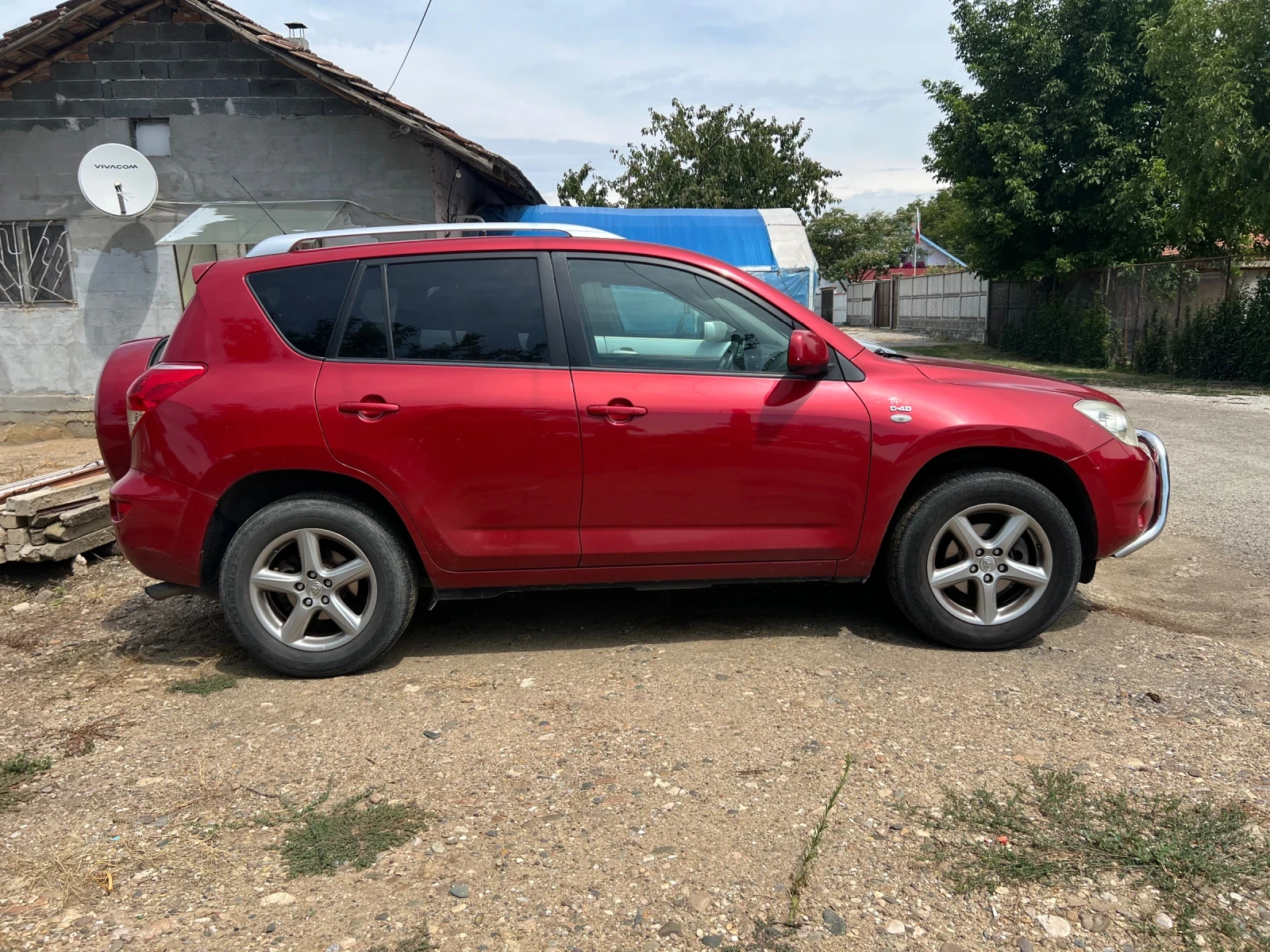 Toyota Rav4 2.2 D-4D - изображение 4