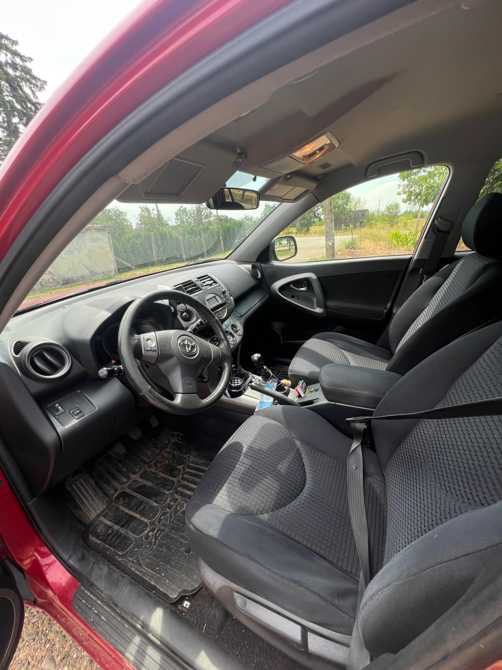 Toyota Rav4 2.2 D-4D - изображение 5