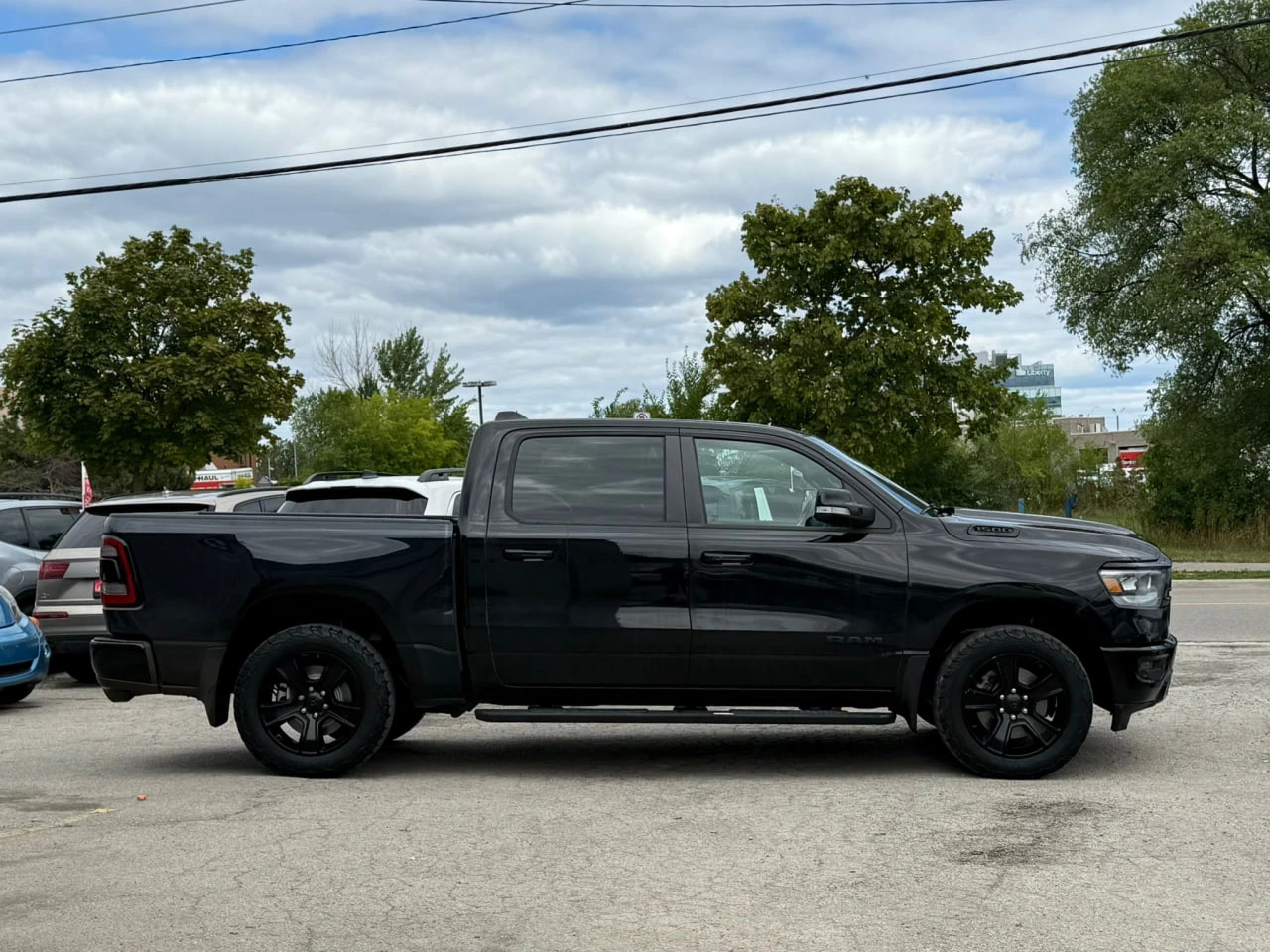 Dodge RAM 1500 2022 SPORT 5.7 * БЕЗ ПЪРВОНАЧАЛНА ВНОСКА*  - изображение 4