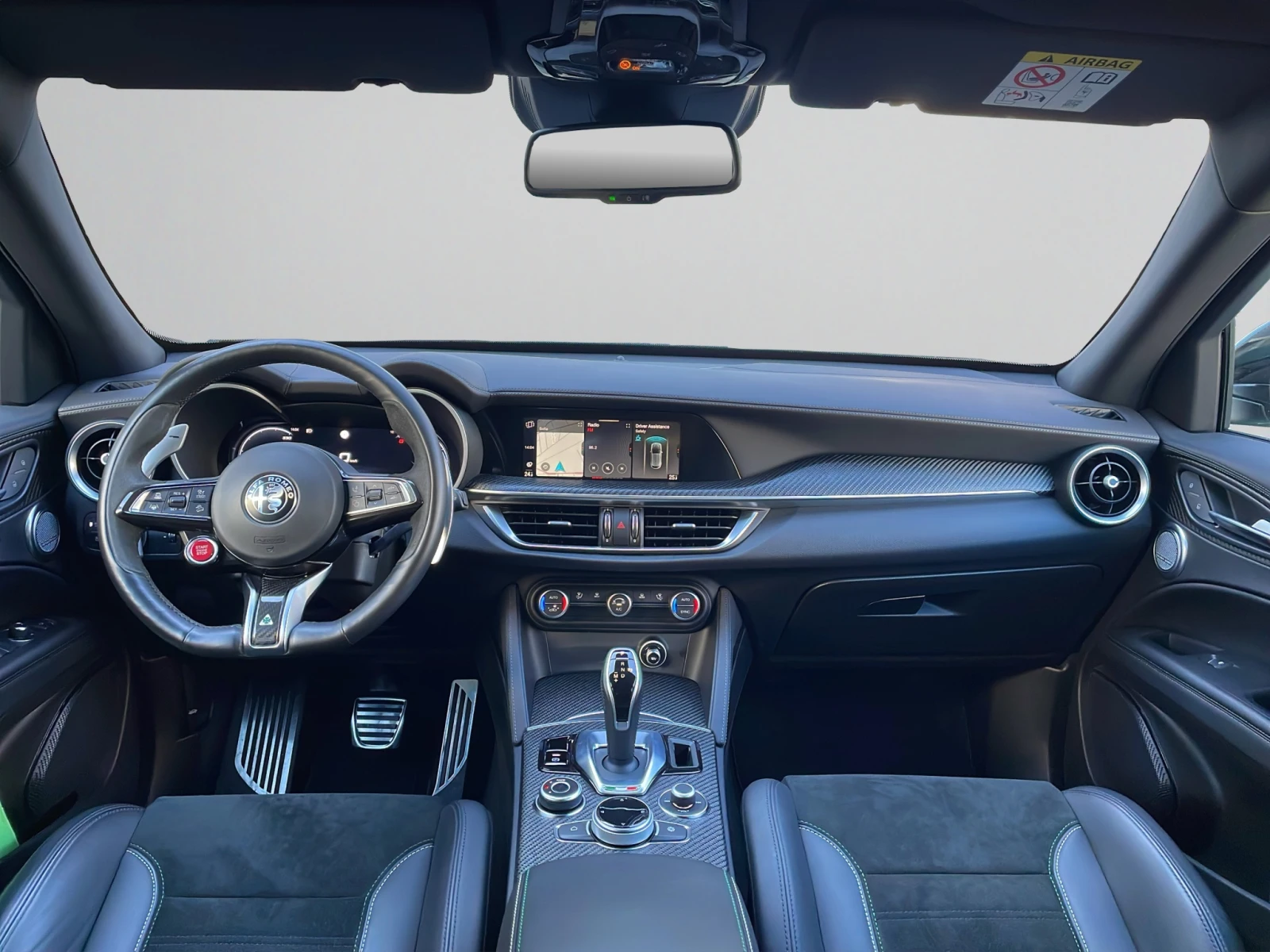 Alfa Romeo Stelvio QV 2.9 V6 Bi-Turbo Petrol 520 hp AT8 Q4 - изображение 9