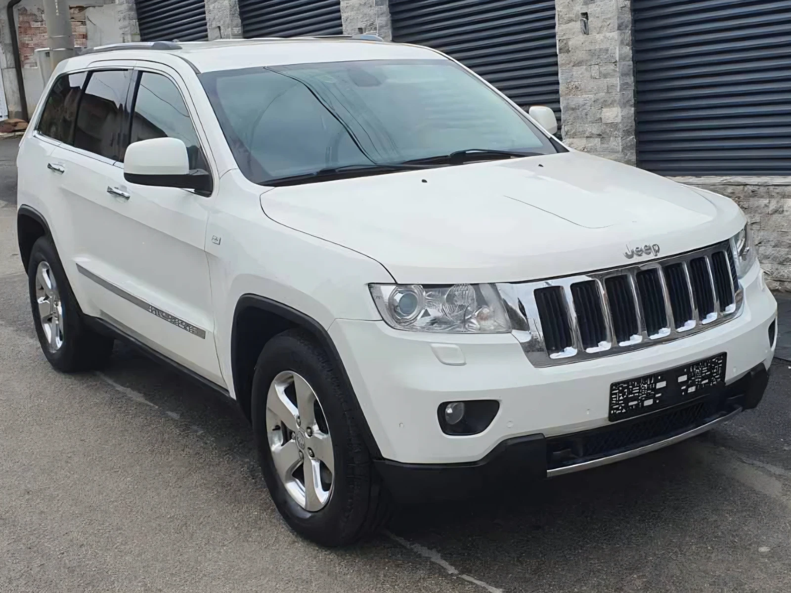 Jeep Grand cherokee 3.0 CRD Италия, снимка 3 - Автомобили и джипове - 54094257