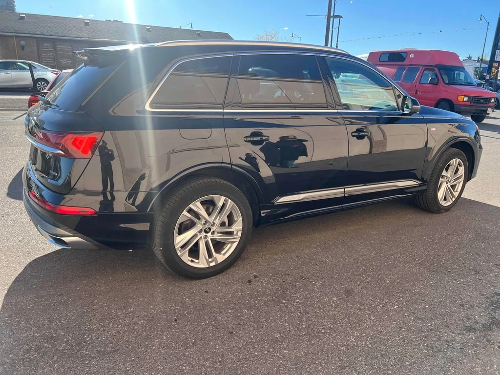 Audi Q7 2021 Komfort * CARFAX * БЕЗ ПЪРВОНАЧАЛНА ВНОСКА - изображение 4