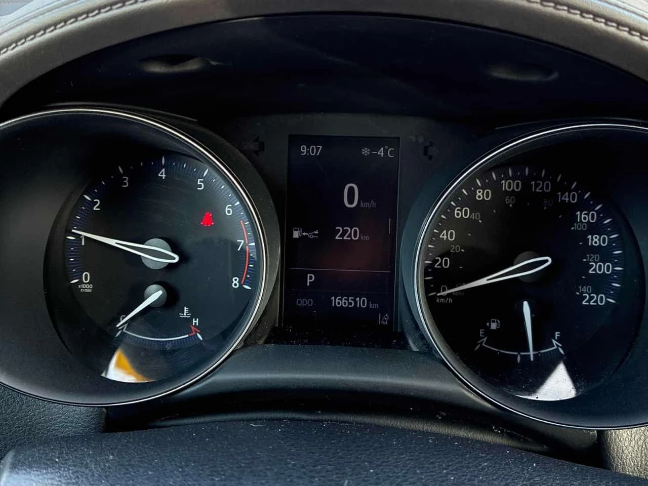 Toyota C-HR * FWD * CARFAX * ЦЕНА ДО БГ, снимка 8 - Автомобили и джипове - 53725801