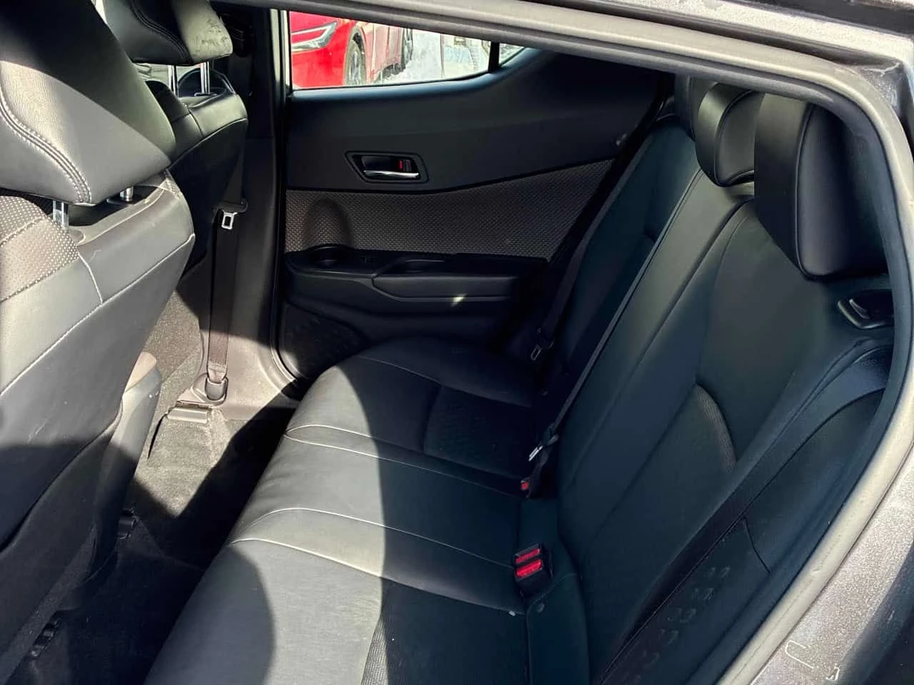 Toyota C-HR * FWD * CARFAX * ЦЕНА ДО БГ, снимка 12 - Автомобили и джипове - 53725801