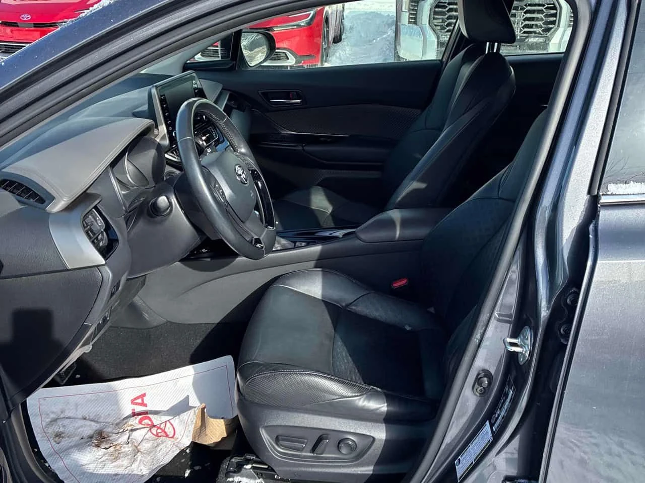 Toyota C-HR * FWD * CARFAX * ЦЕНА ДО БГ, снимка 11 - Автомобили и джипове - 53725801