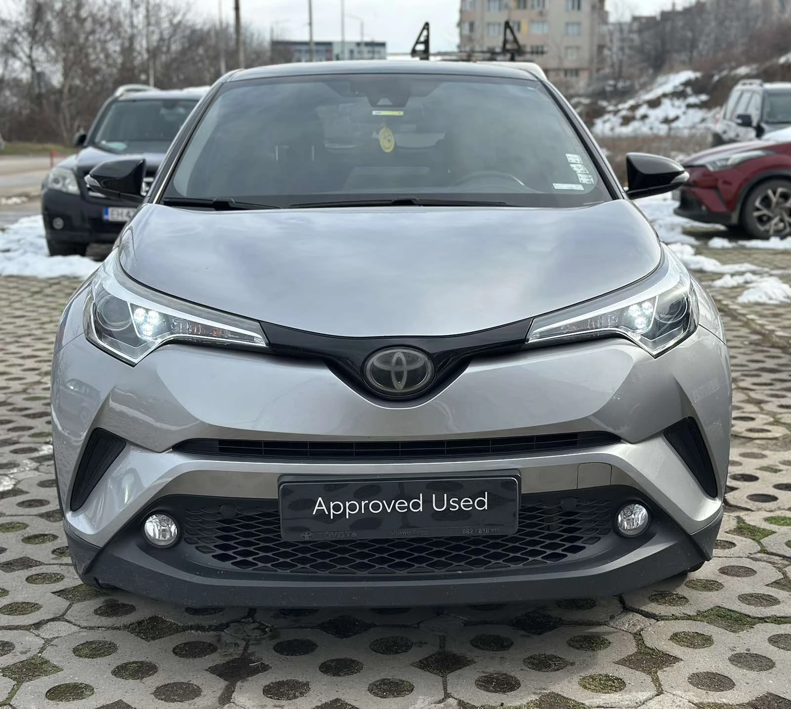 Toyota C-HR 1.2 Turbo, снимка 2 - Автомобили и джипове - 53963800