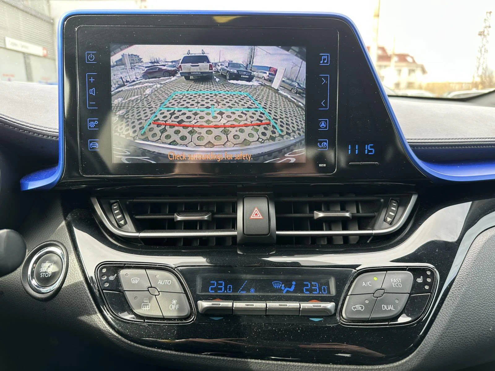 Toyota C-HR 1.2 Turbo, снимка 12 - Автомобили и джипове - 53963800