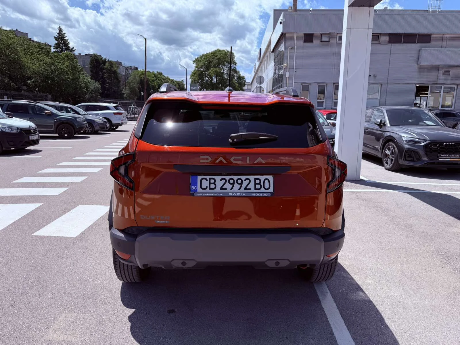 Dacia Duster 1.6 E-Tech Full Hybrid 140k.c., снимка 8 - Автомобили и джипове - 54976242