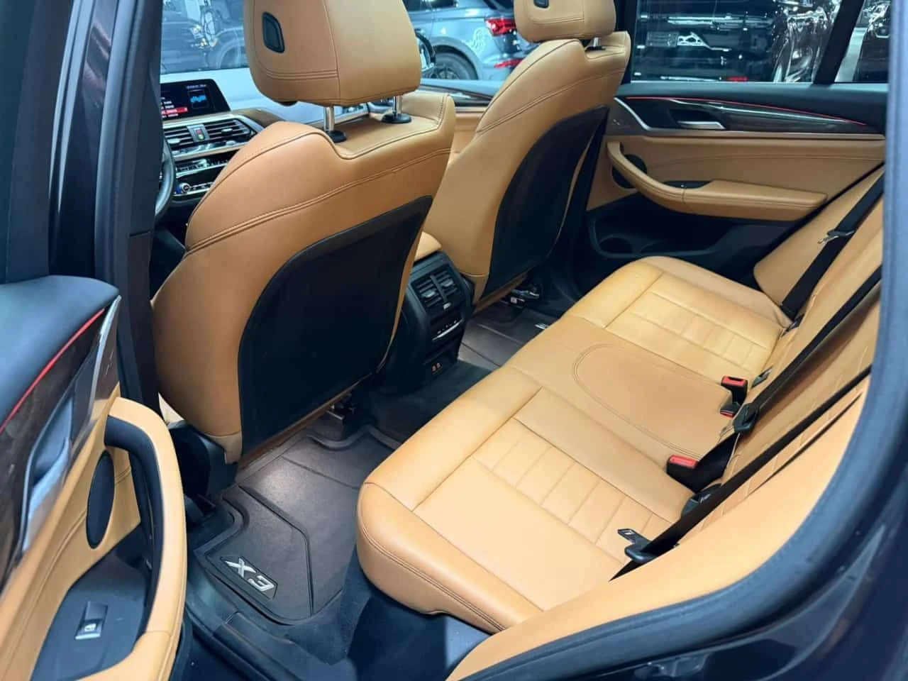 BMW X3 * 30i xDRIVE 30i| PREMIUM ESSENTIAL| ACCIDENT FREE, снимка 13 - Автомобили и джипове - 55544988