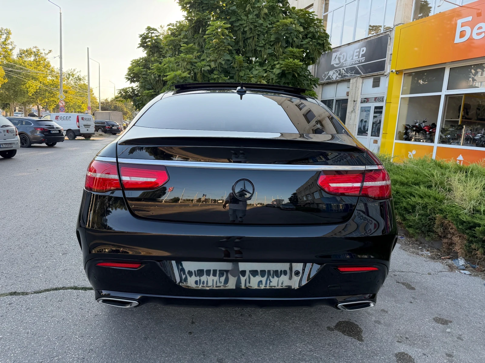 Mercedes-Benz GLE Coupe AMG* 63S* ПАНОРАМА* Harman, снимка 5 - Автомобили и джипове - 55728852