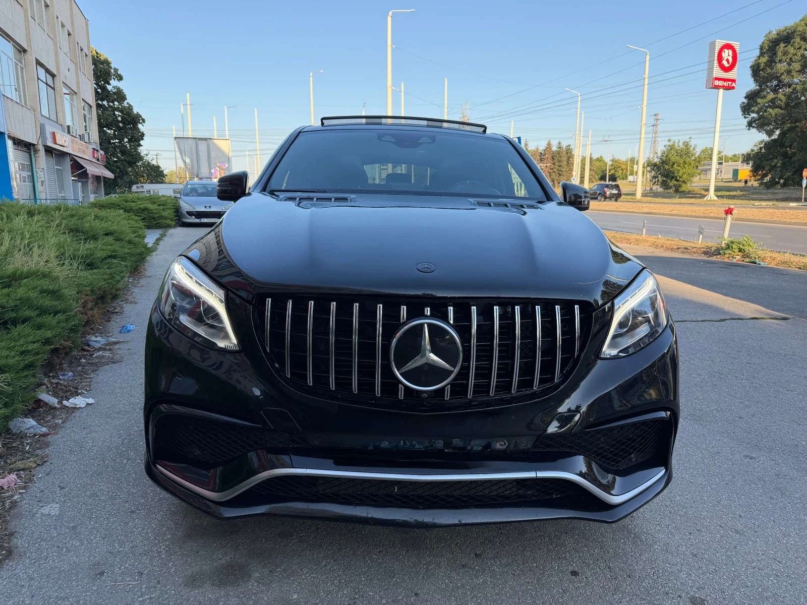 Mercedes-Benz GLE Coupe AMG* 63S* ПАНОРАМА* Harman, снимка 2 - Автомобили и джипове - 55728852