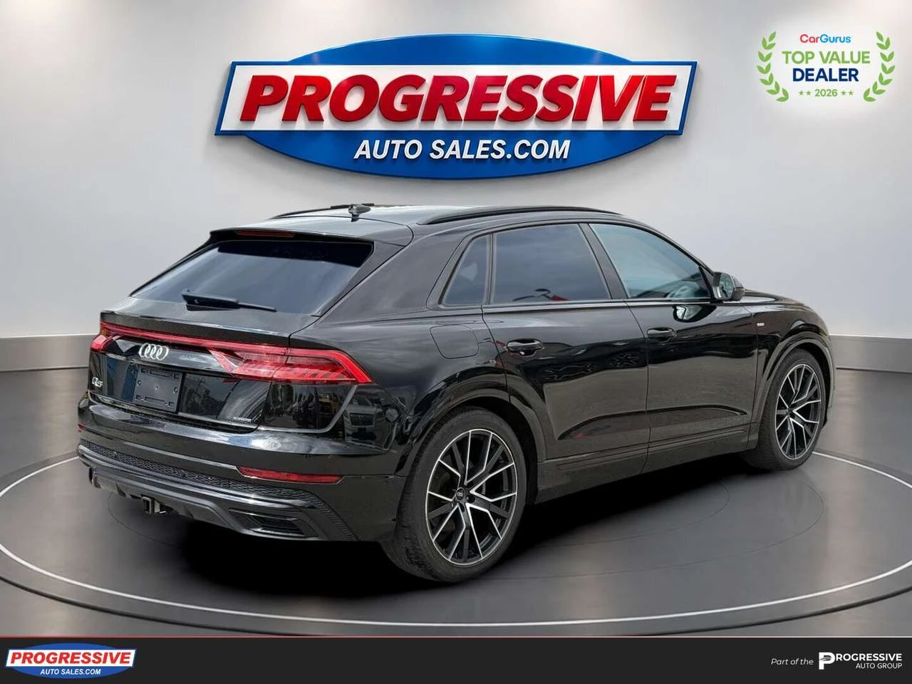 Audi Q8 TECHNIK, снимка 6 - Автомобили и джипове - 56437688