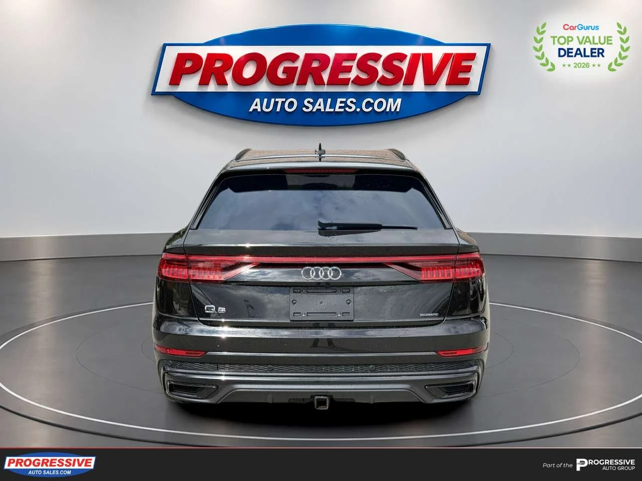 Audi Q8 TECHNIK, снимка 4 - Автомобили и джипове - 56437688