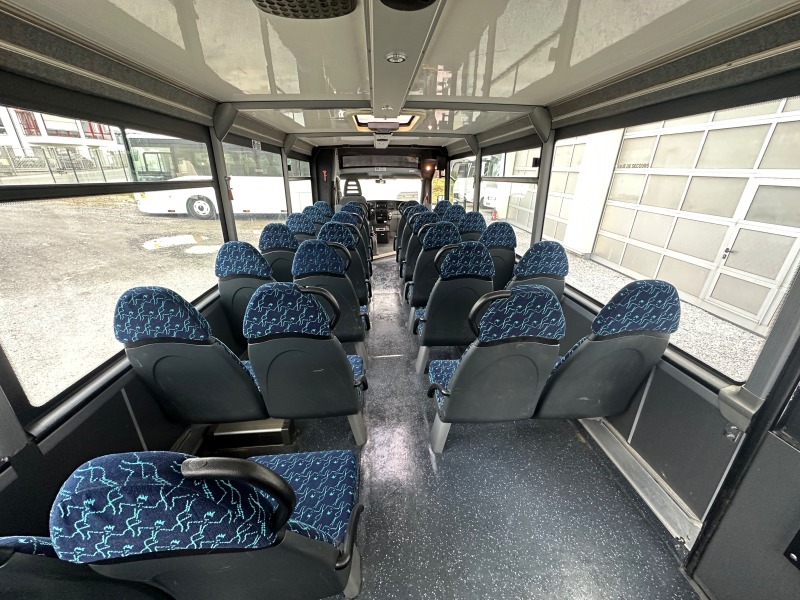 Iveco Daily Line 33 Седалки Климатик преден, снимка 9 - Бусове и автобуси - 45648663