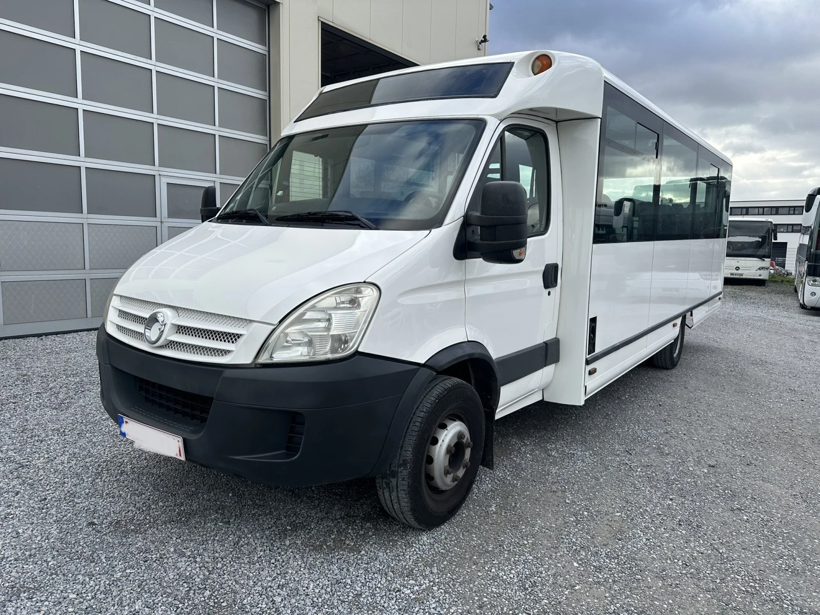 Iveco Daily Line 33 Седалки Климатик преден - изображение 2