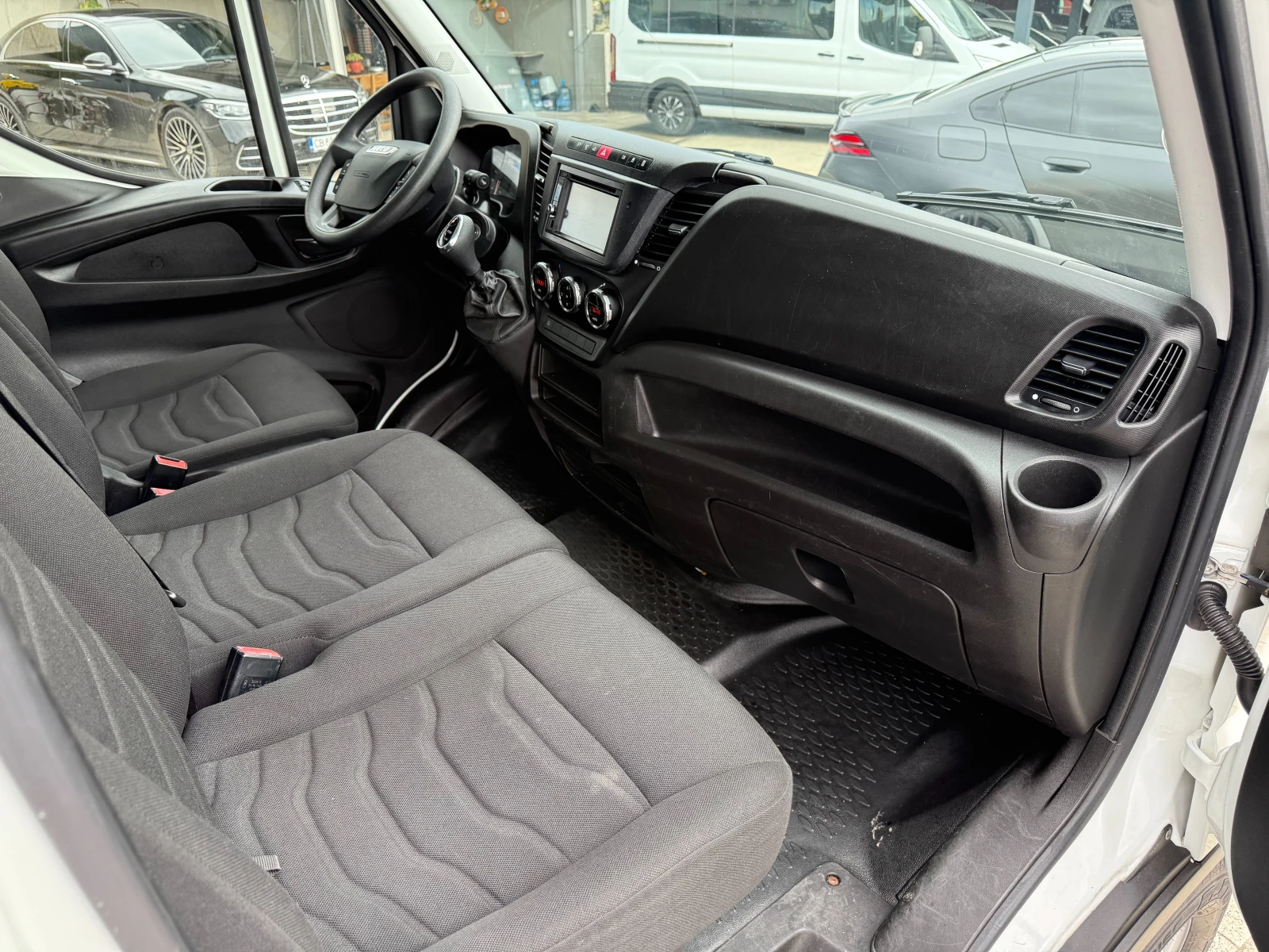 Iveco Daily 35-170 Hi-Matic 3.0HPI 4.24.    | Mobile.bg   11