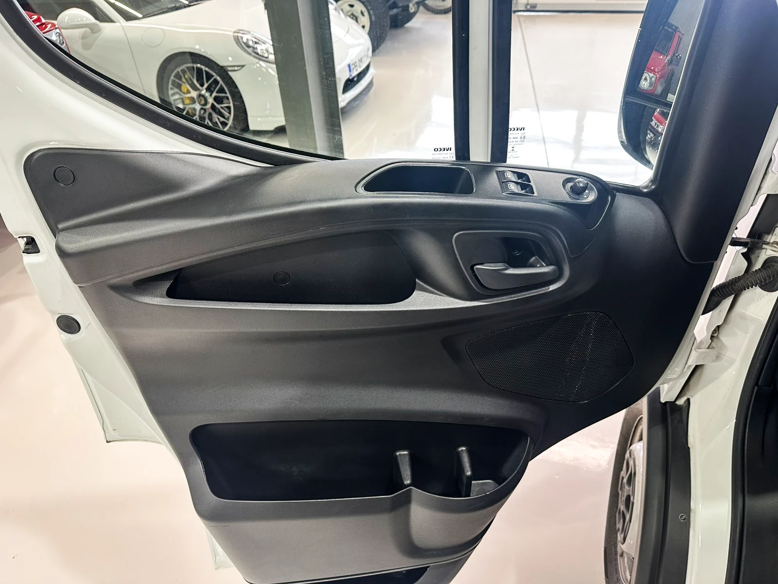 Iveco Daily 35S16 | Mobile.bg � ����������� 11