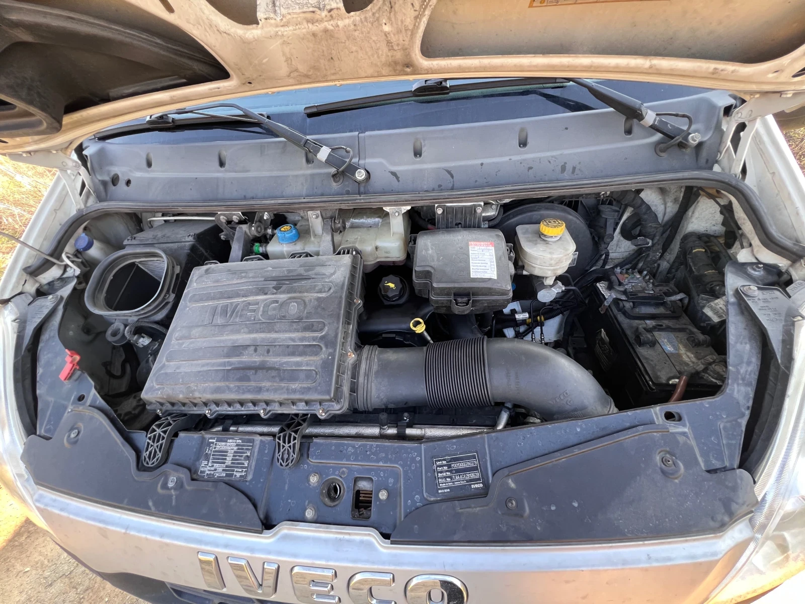 Iveco 35s13 Внос от Швейцария!, снимка 14 - Бусове и автобуси - 53740012