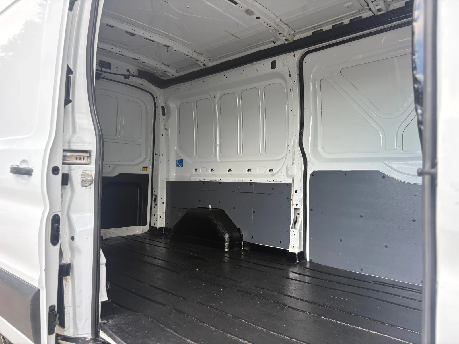 Ford Transit 169, 000км!!! 2 Странични врати! Климатик!, снимка 12 - Бусове и автобуси - 54961634