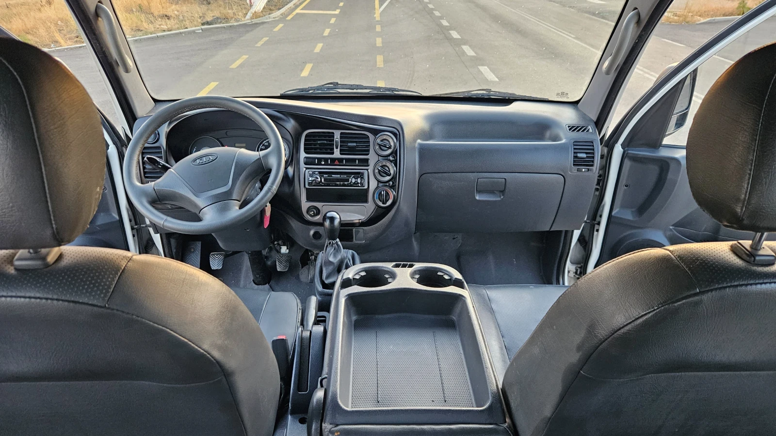 Kia Besta 2.5 TDI, снимка 12 - Бусове и автобуси - 55684518