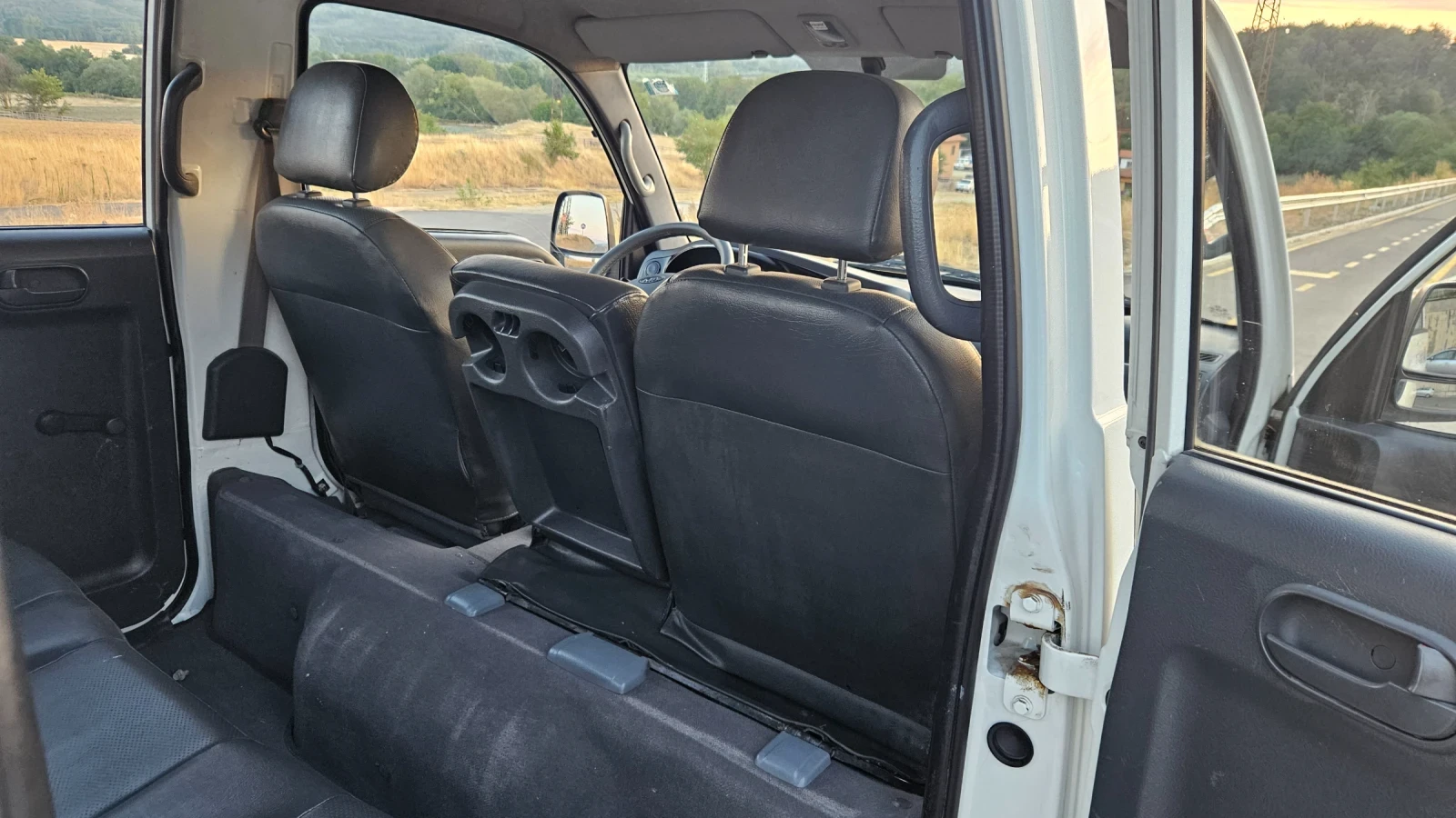 Kia Besta 2.5 TDI, снимка 10 - Бусове и автобуси - 55684518