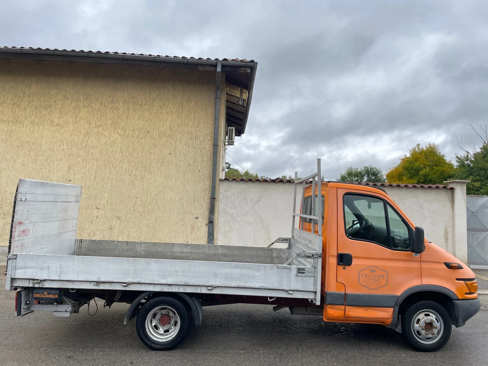 Iveco Daily 35-C11 Падащ борд, снимка 4 - Бусове и автобуси - 56571998