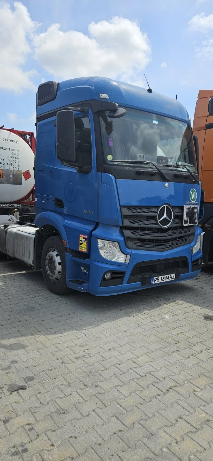 Mercedes-Benz Actros 1843 ADR FL, снимка 4 - Камиони - 47673362