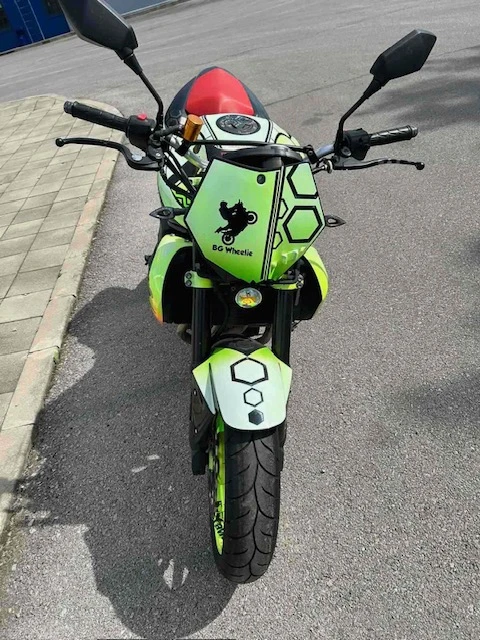 Kawasaki Z 750, снимка 3 - Мотоциклети и мототехника - 54697396