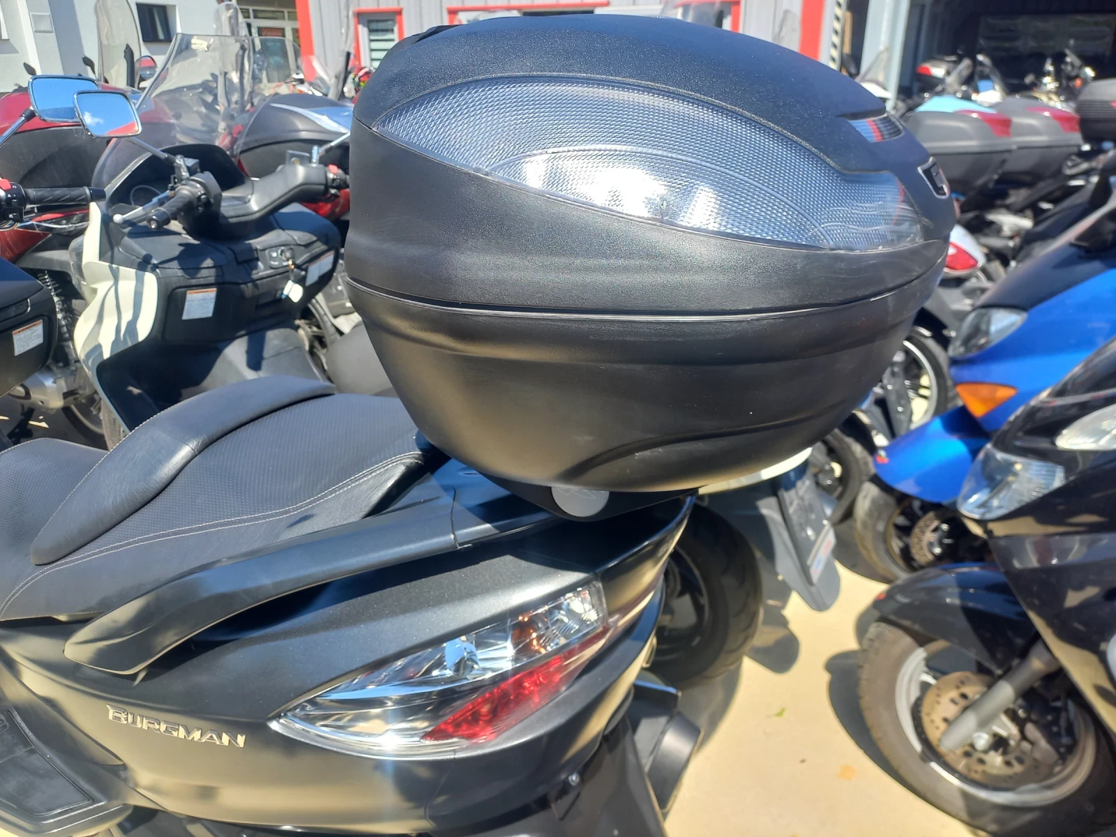 Suzuki Burgman 400 ABS  - изображение 10