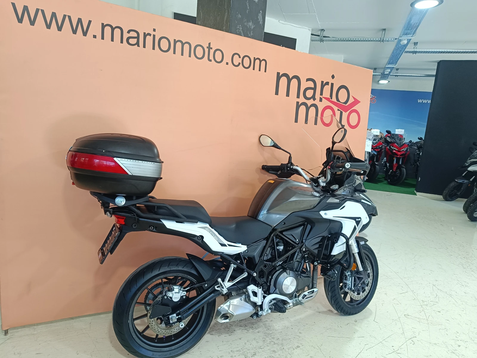 Benelli TRK 502, снимка 3 - Мотоциклети и мототехника - 54711209