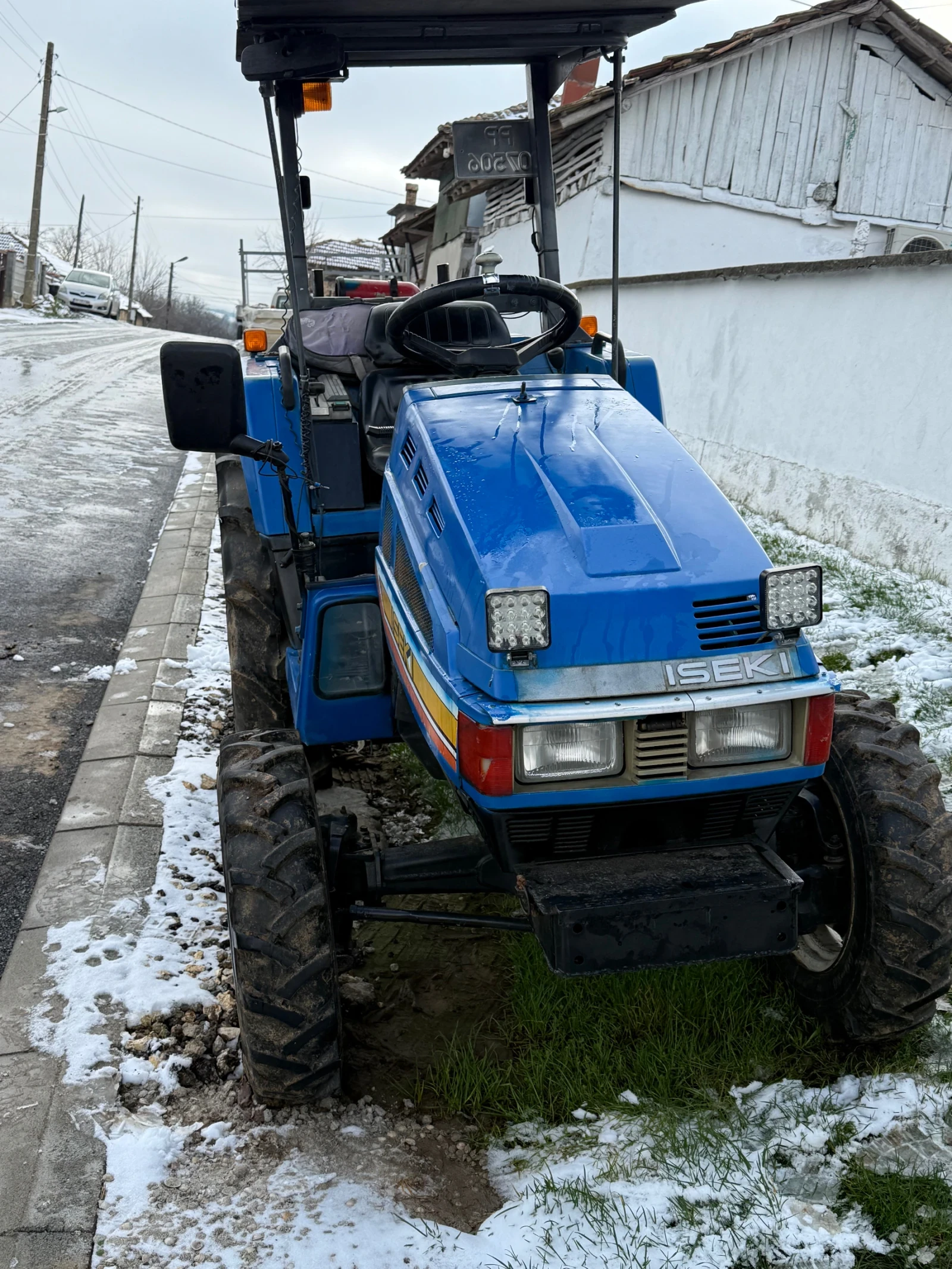 ������� ISEKI Landhope | Mobile.bg � ����������� 1