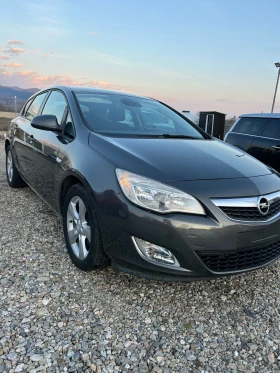 Opel Astra, снимка 2