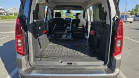 Toyota Proace City Verso 1.2- TURBO -130кс - Седем местна, снимка 9