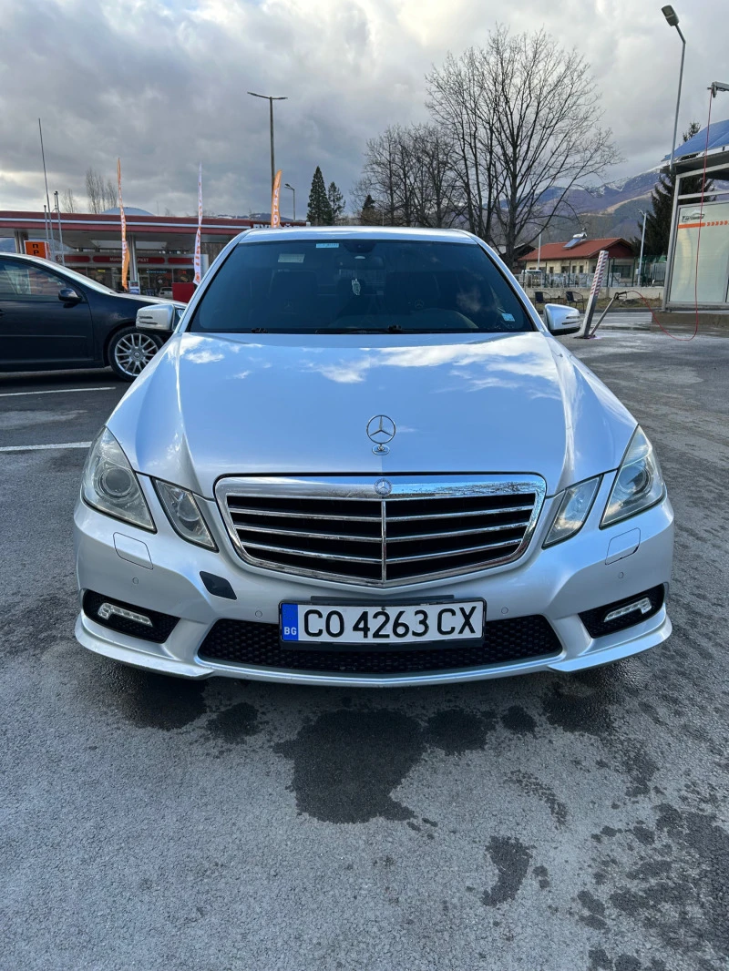 Mercedes-Benz E 250, снимка 1 - Автомобили и джипове - 49512564