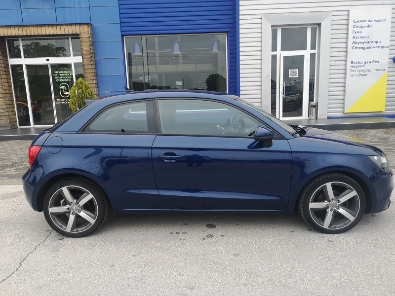 Audi A1 1.6 TDI NAVI , снимка 10 - Автомобили и джипове - 45767883