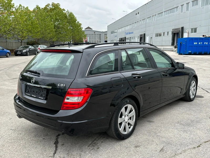 Mercedes-Benz C 220 Facelift/Автомат, снимка 4 - Автомобили и джипове - 47190540